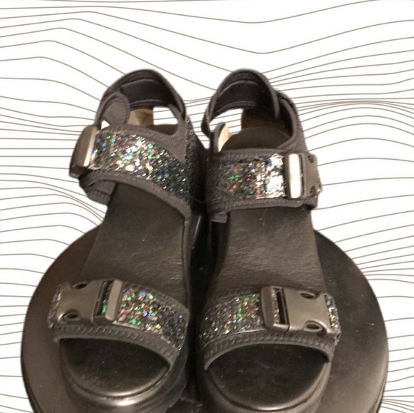 YRU Oracle Sandals. blk. - Picture 2 of 3